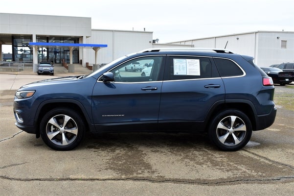 2021 Jeep Cherokee Limited V6 4x4 w/Tow Package in Oklahoma City, OK - Ted Moore Auto Group