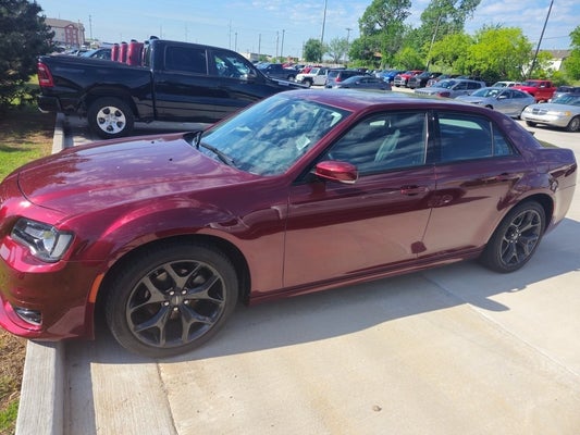 2022 Chrysler 300 Touring L in Oklahoma City, OK - Ted Moore Auto Group