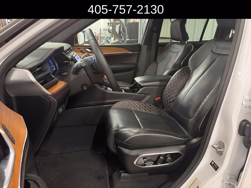 2023 Jeep Grand Cherokee Summit Reserve