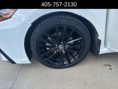 2022 Toyota Camry Hybrid XSE