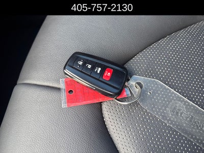 2022 Toyota Camry Hybrid XSE
