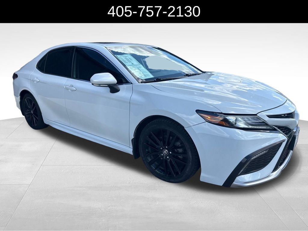2022 Toyota Camry Hybrid XSE