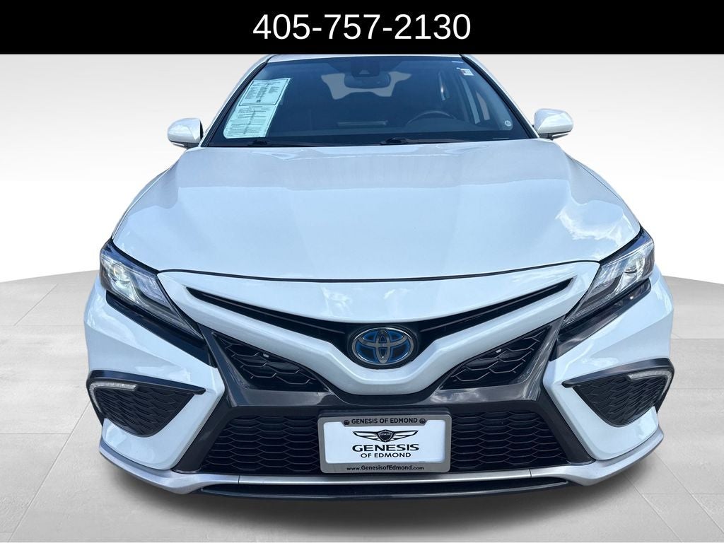 2022 Toyota Camry Hybrid XSE