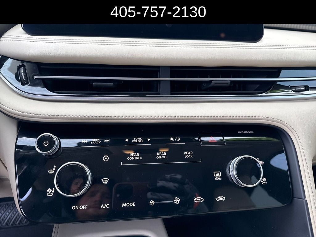 2022 INFINITI QX60 LUXE