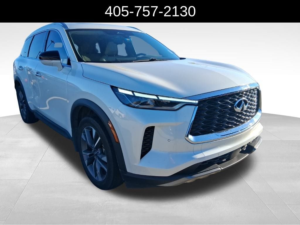 2022 INFINITI QX60 LUXE