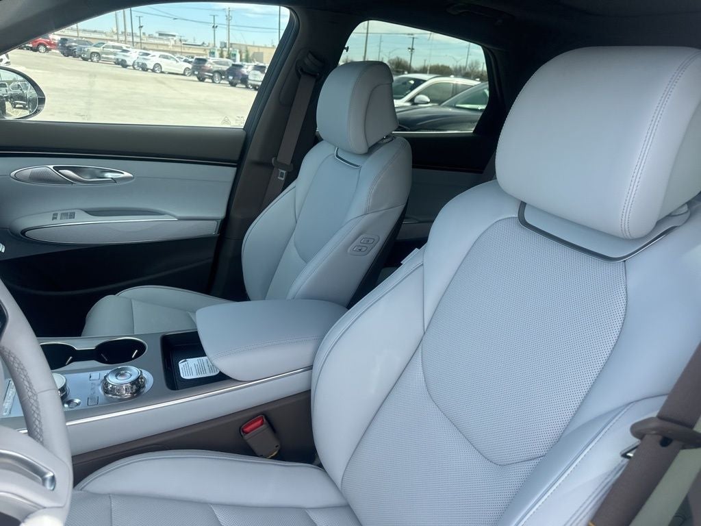 2026 Genesis GV70 2.5T Advanced