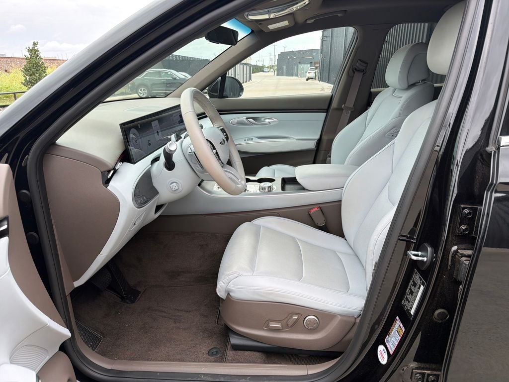 2026 Genesis GV70 2.5T Advanced CERTIFIED