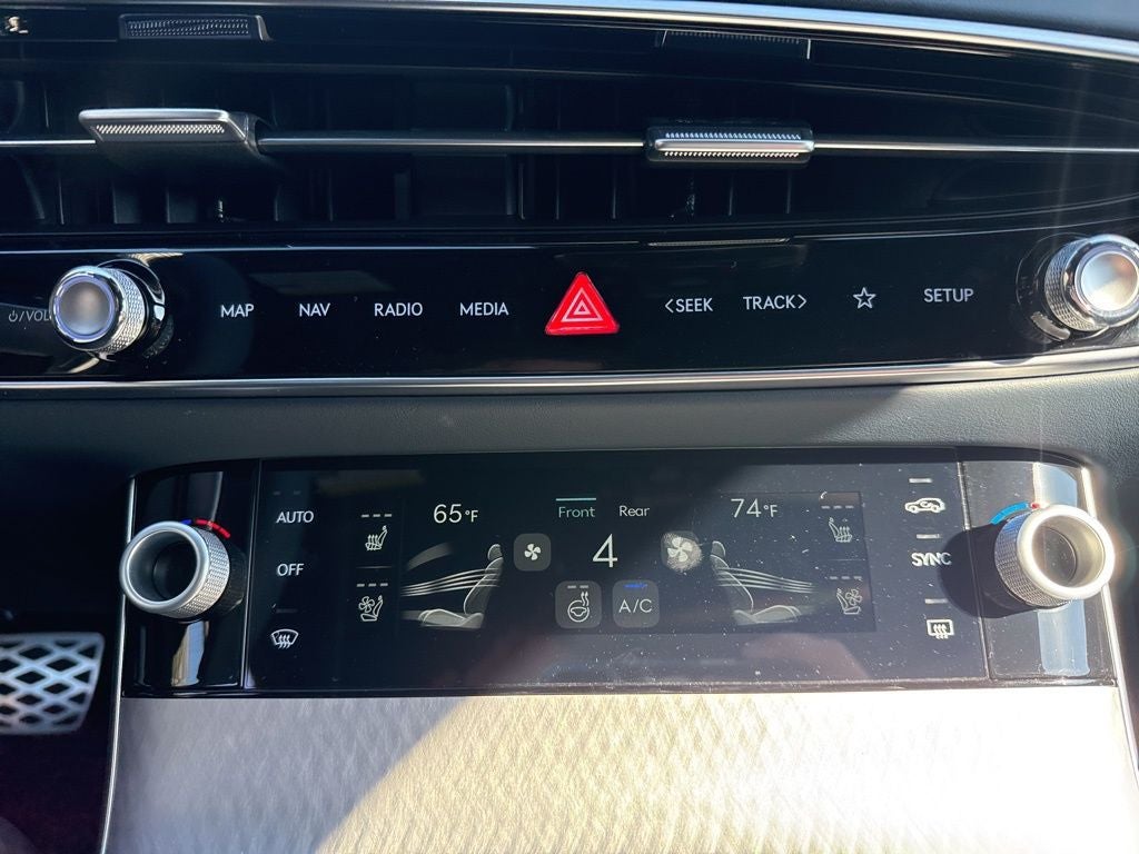 2026 Genesis GV70 2.5T Sport Prestige