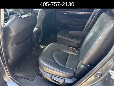 2020 Toyota Highlander Platinum