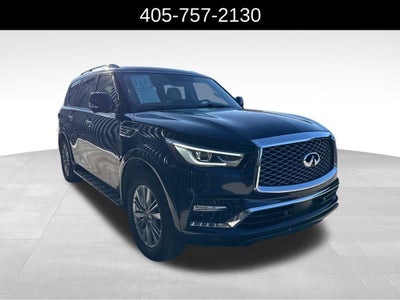 2022 INFINITI QX80 LUXE
