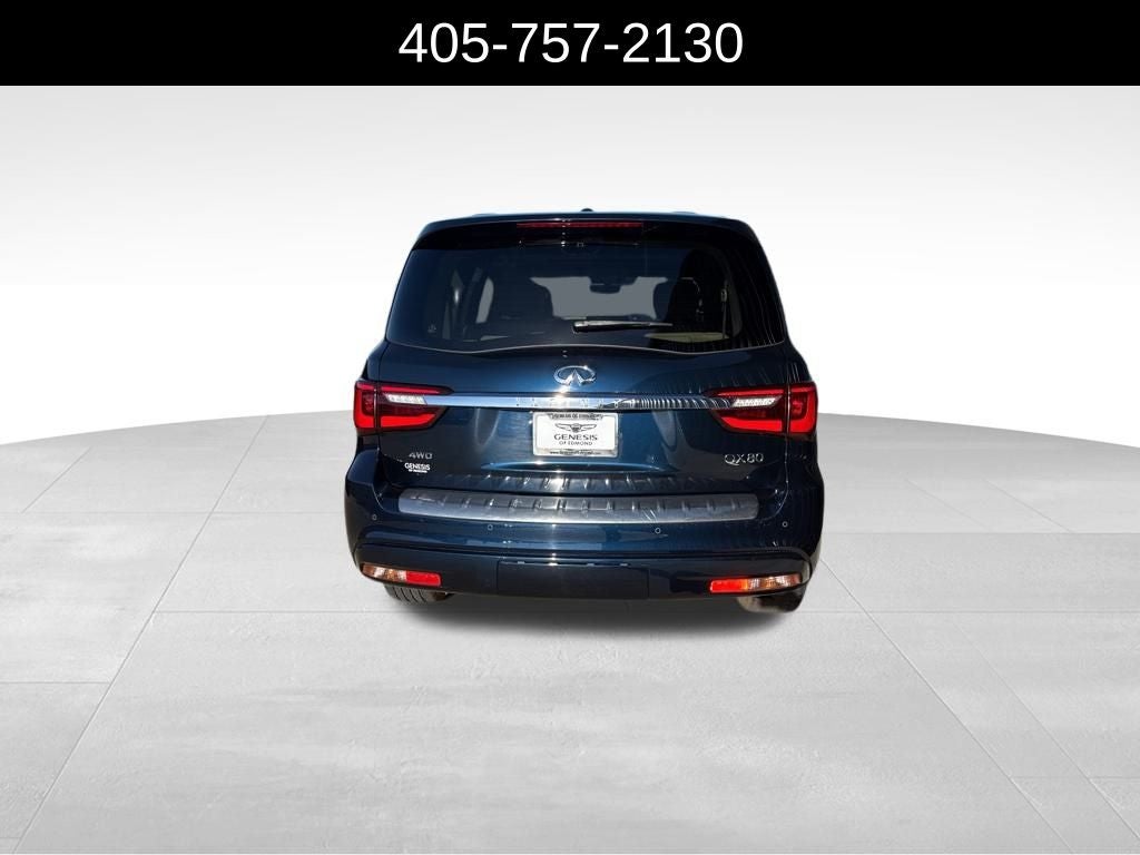 2022 INFINITI QX80 LUXE