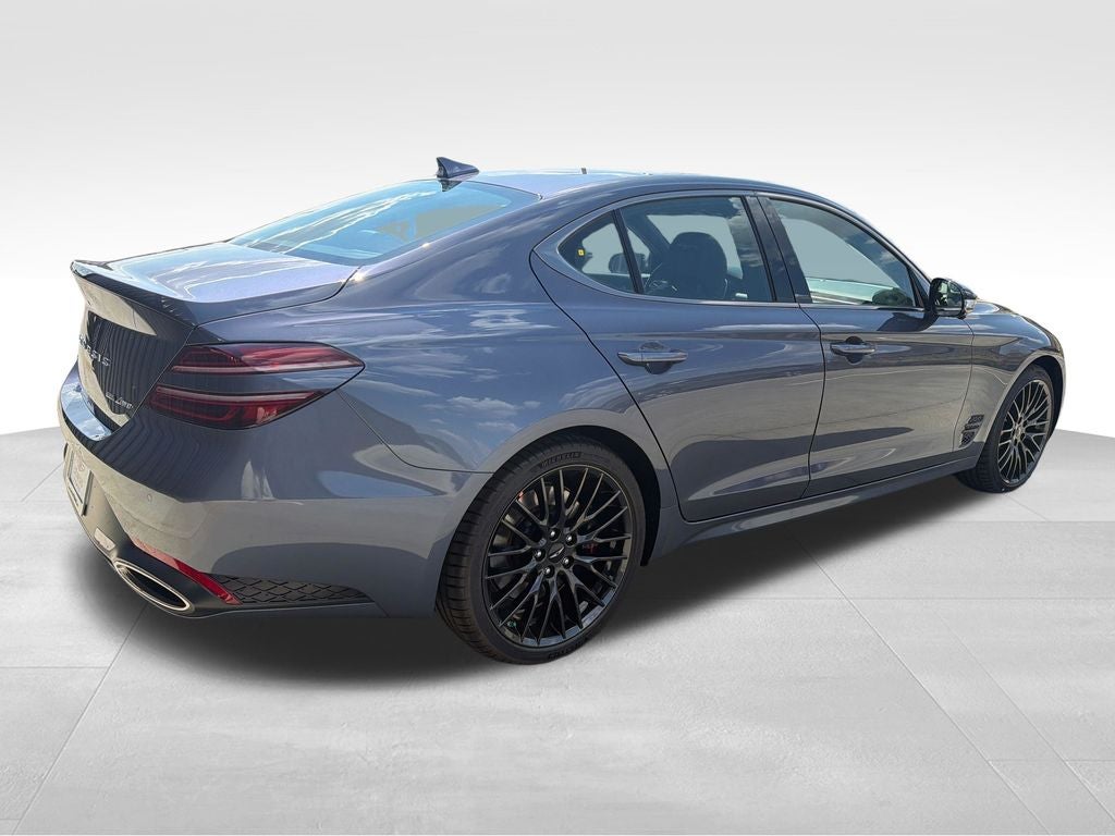 2026 Genesis G70 3.3T Prestige Graphite