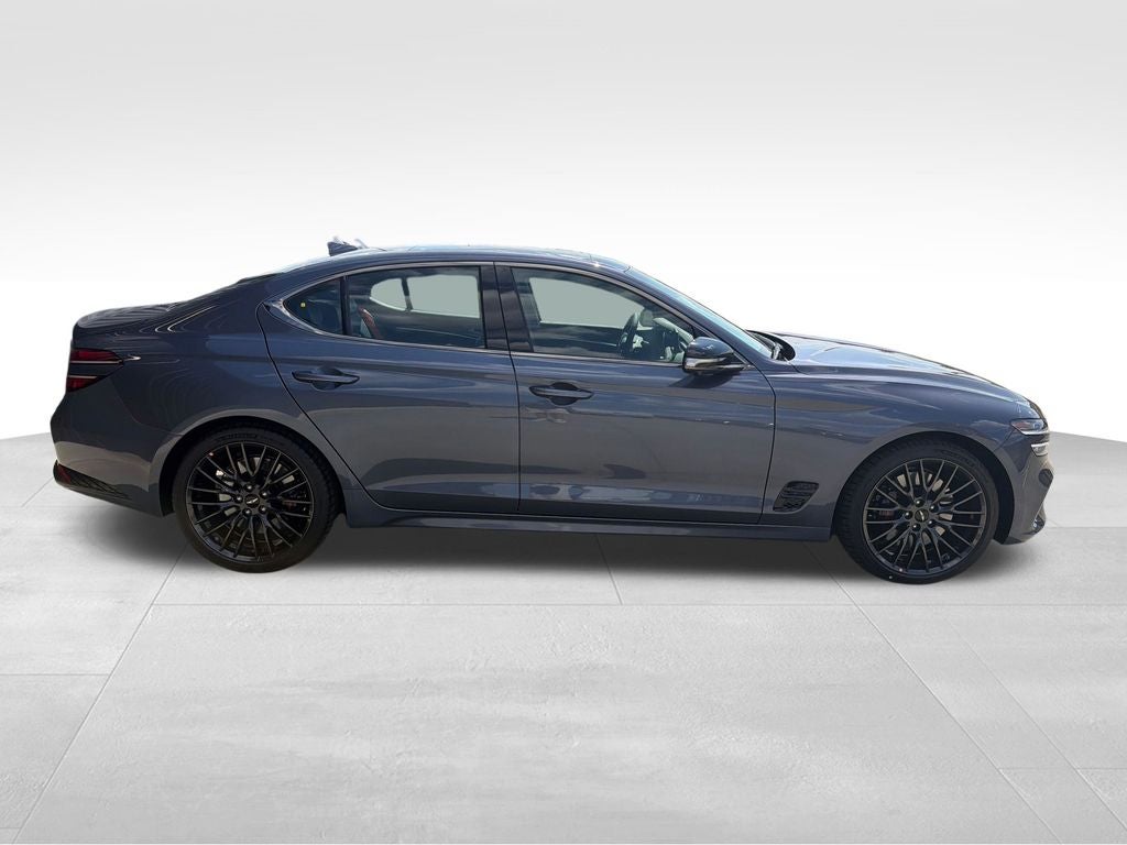 2026 Genesis G70 3.3T Prestige Graphite