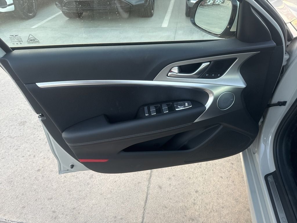 2026 Genesis G70 2.5T Prestige