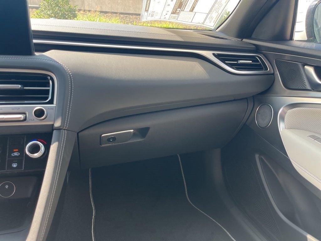 2026 Genesis G70 3.3T Sport Prestige