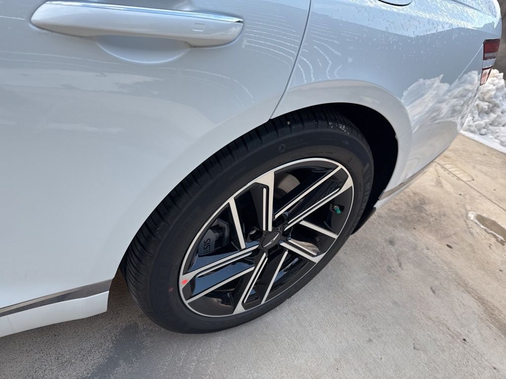 2026 Genesis G80 2.5T