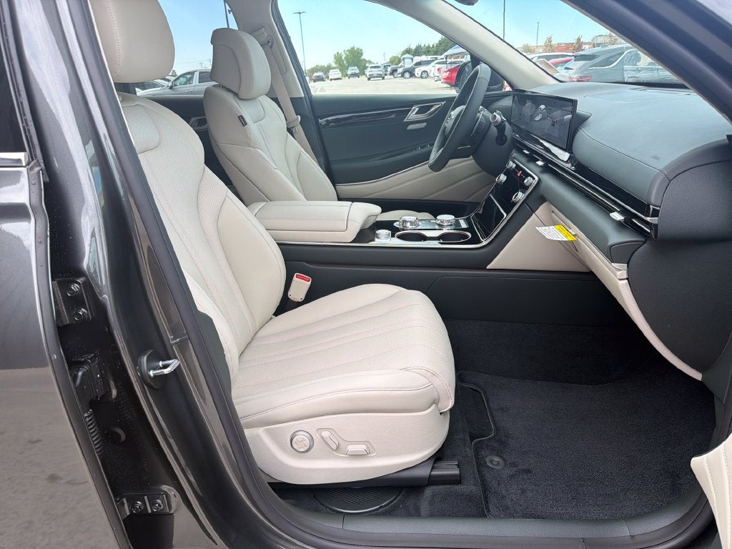 2027 Genesis GV80 2.5T
