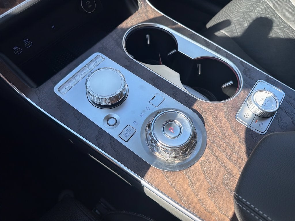 2027 Genesis GV80 2.5T Prestige