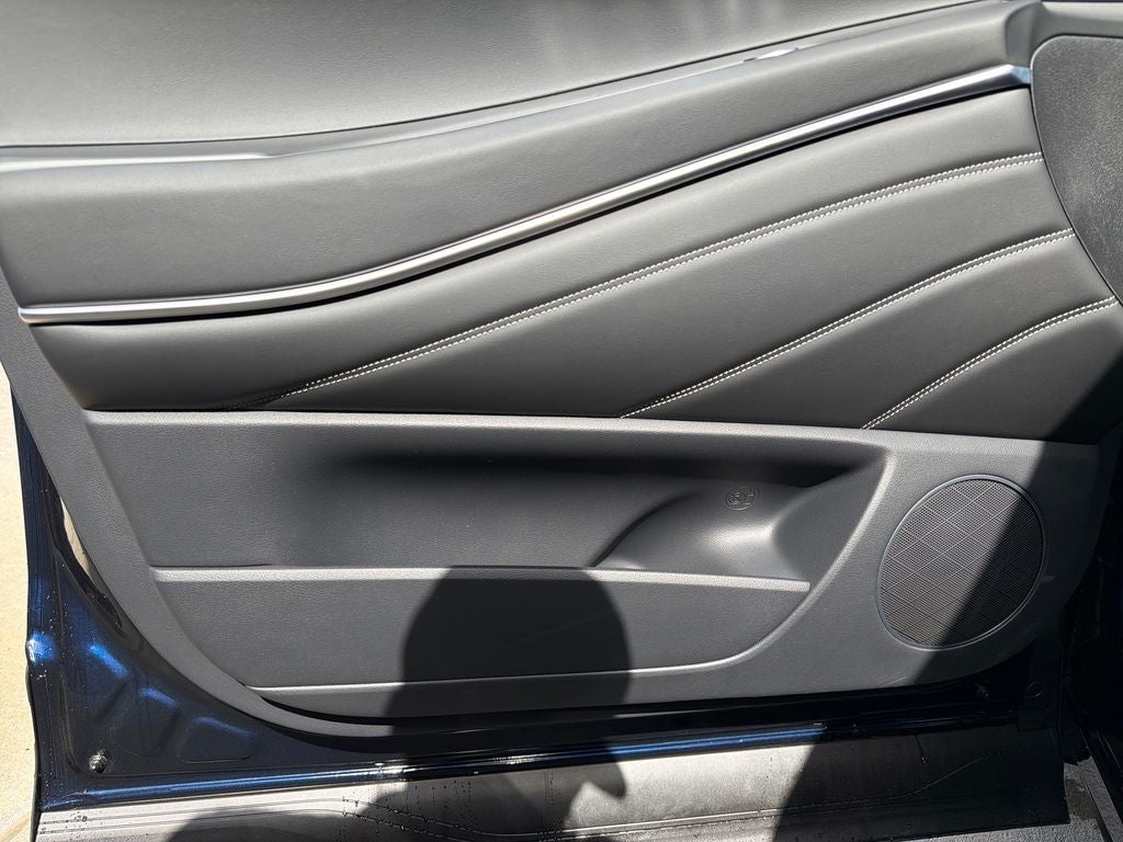2026 Genesis GV80 2.5T