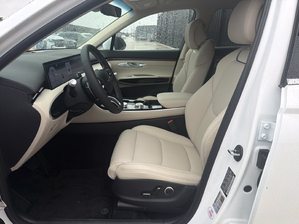 2027 Genesis GV70 2.5T