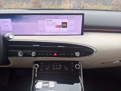 2027 Genesis GV70 2.5T