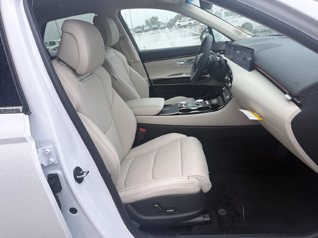 2027 Genesis GV70 2.5T