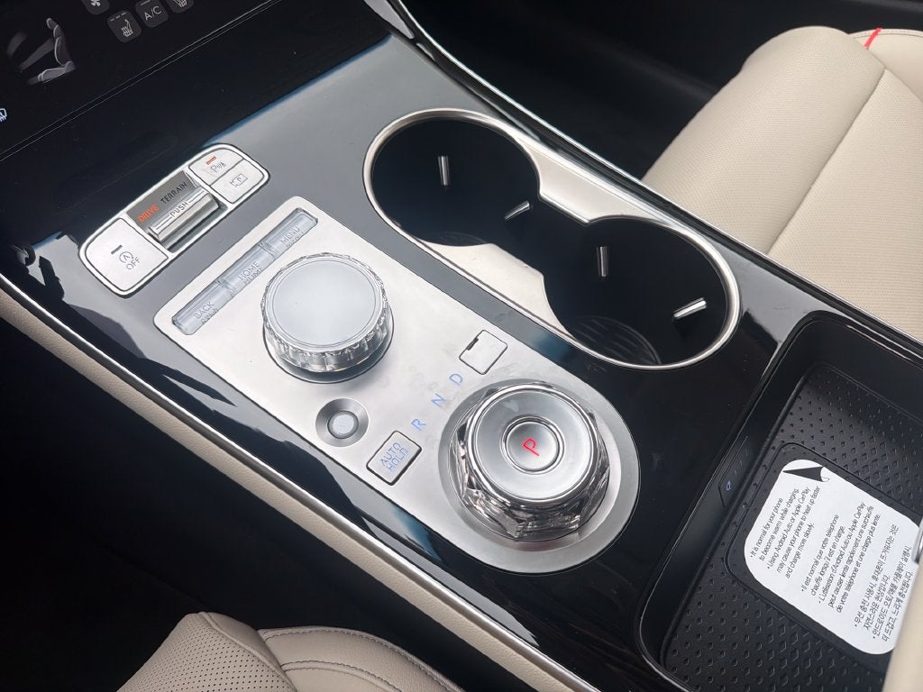 2027 Genesis GV70 2.5T