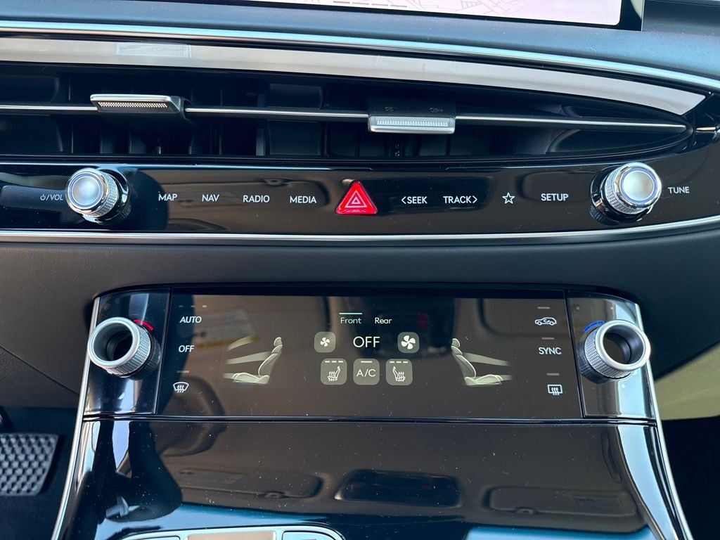 2026 Genesis GV70 2.5T