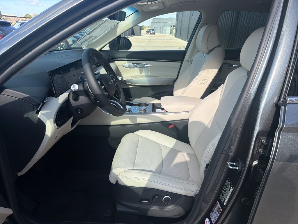 2027 Genesis GV70 2.5T Select