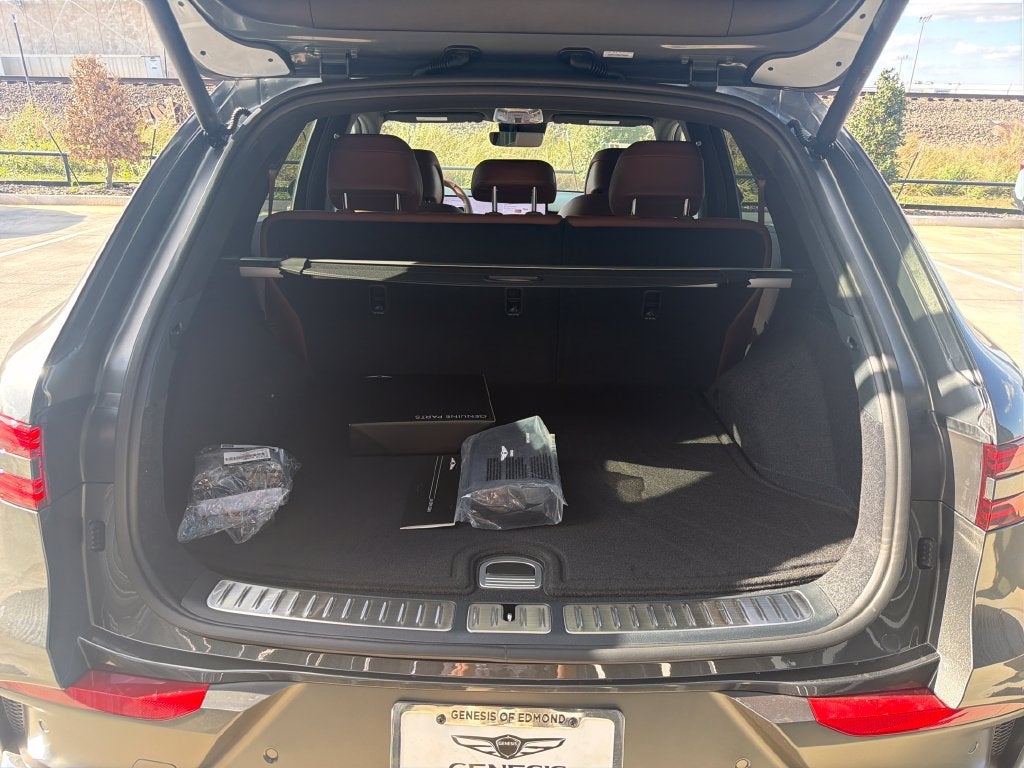 2027 Genesis GV70 2.5T Advanced