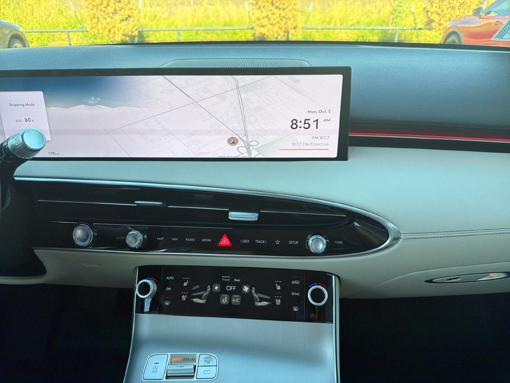 2027 Genesis GV70 2.5T Advanced