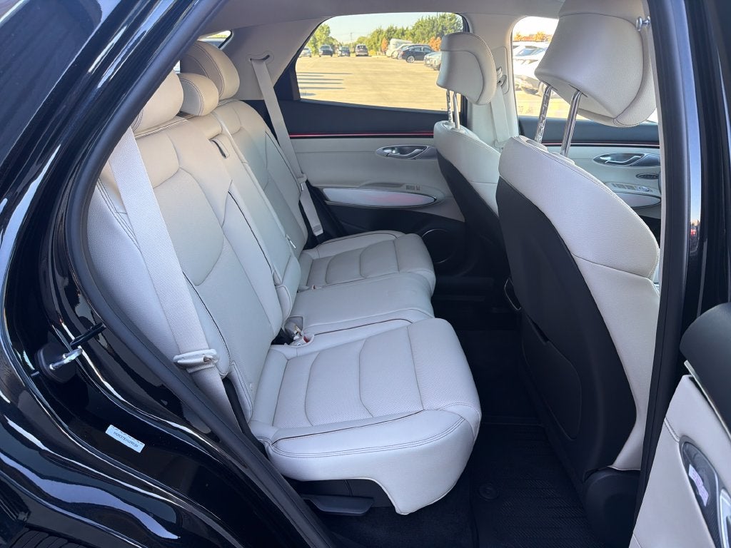 2027 Genesis GV70 2.5T Advanced