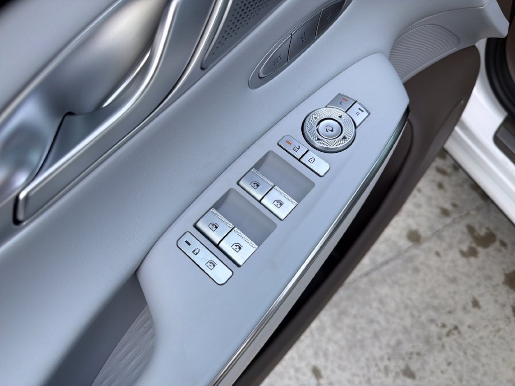 2027 Genesis GV70 2.5T Advanced