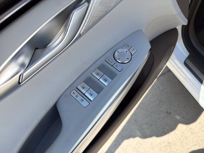 2027 Genesis Electrified GV70 Standard