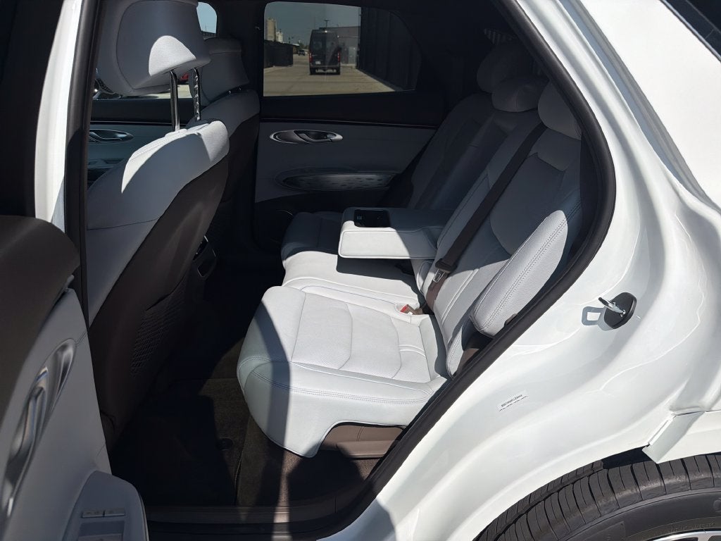 2027 Genesis Electrified GV70 Standard