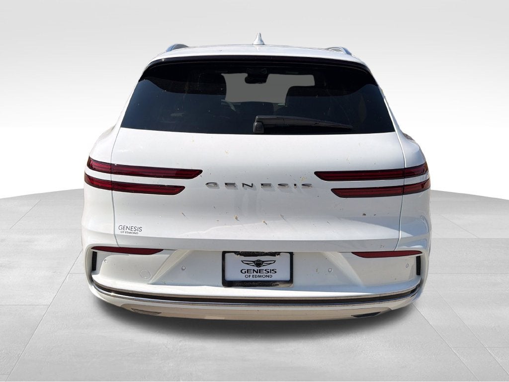 2027 Genesis Electrified GV70 Standard