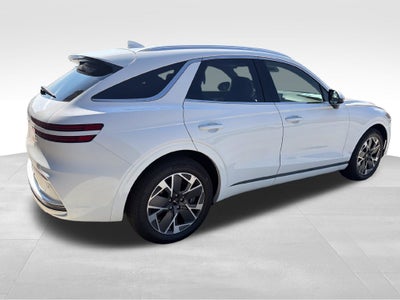 2027 Genesis Electrified GV70 Standard