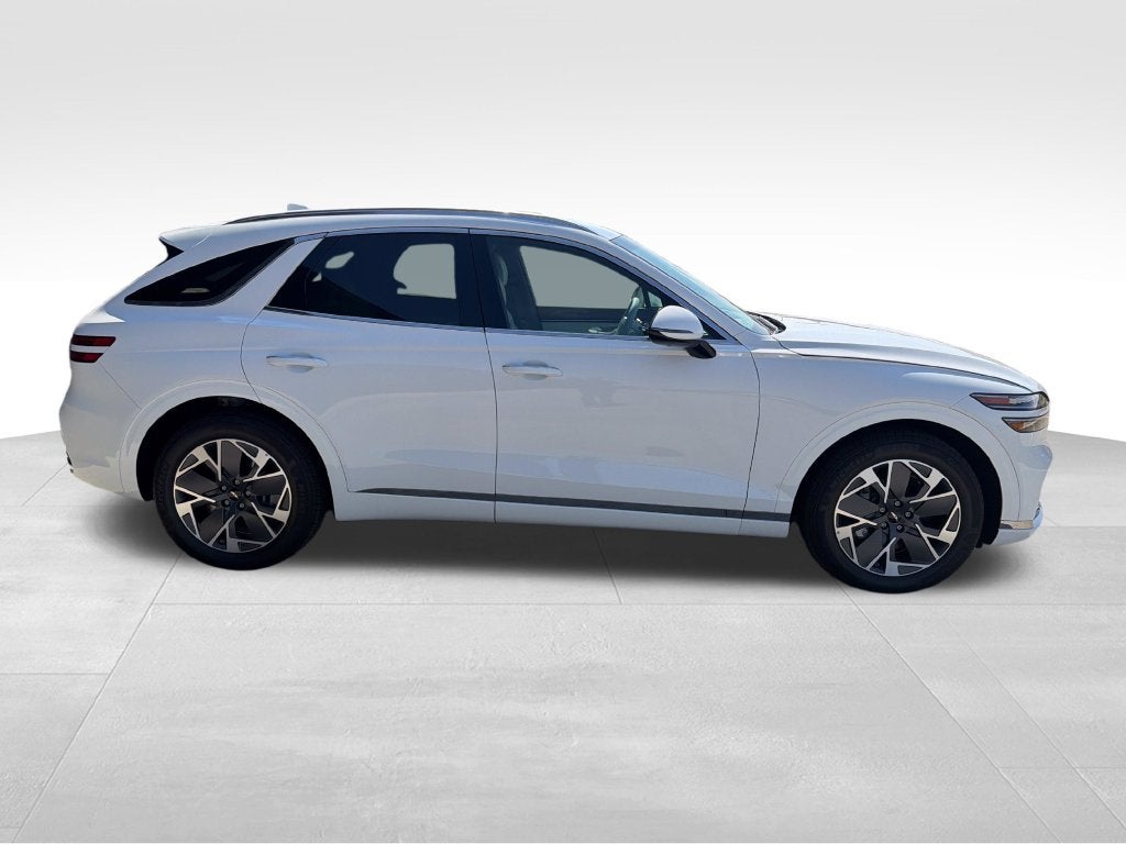 2027 Genesis Electrified GV70 Standard