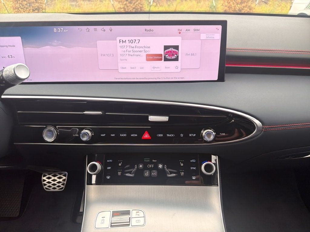 2027 Genesis GV70 2.5T Sport Prestige