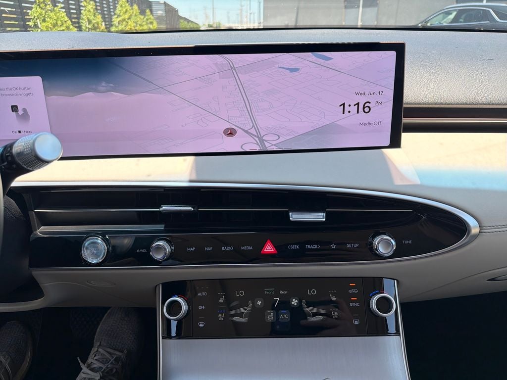 2026 Genesis GV70 2.5T ADVANCED