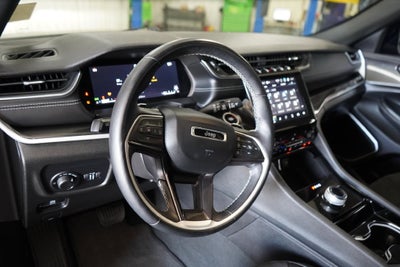 2022 Jeep Grand Cherokee Altitude