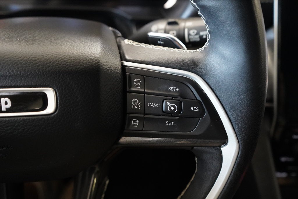 2022 Jeep Grand Cherokee Altitude