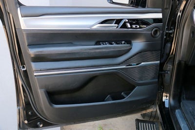 2022 Jeep Grand Wagoneer Series II