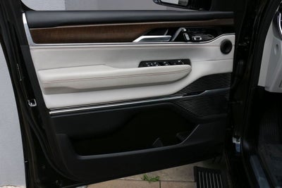 2023 Jeep Grand Wagoneer Series II