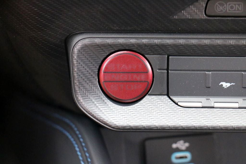 2026 Ford Mustang Dark Horse