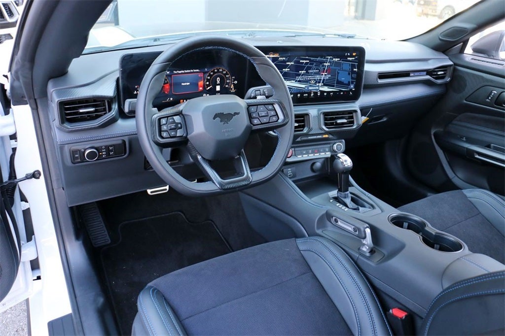 2025 Ford Mustang Dark Horse