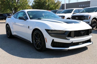 2025 Ford Mustang Dark Horse