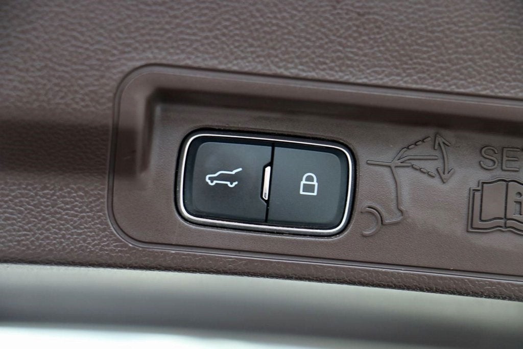 2022 Ford Explorer King Ranch