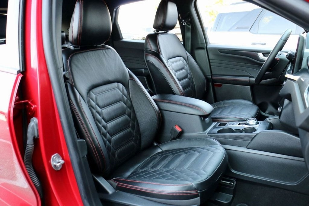 2024 Ford Escape Hybrid ST-Line Elite