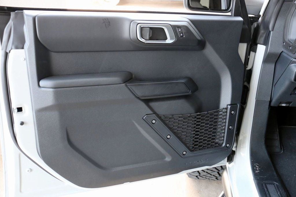 2026 Ford Bronco Outer Banks Custom